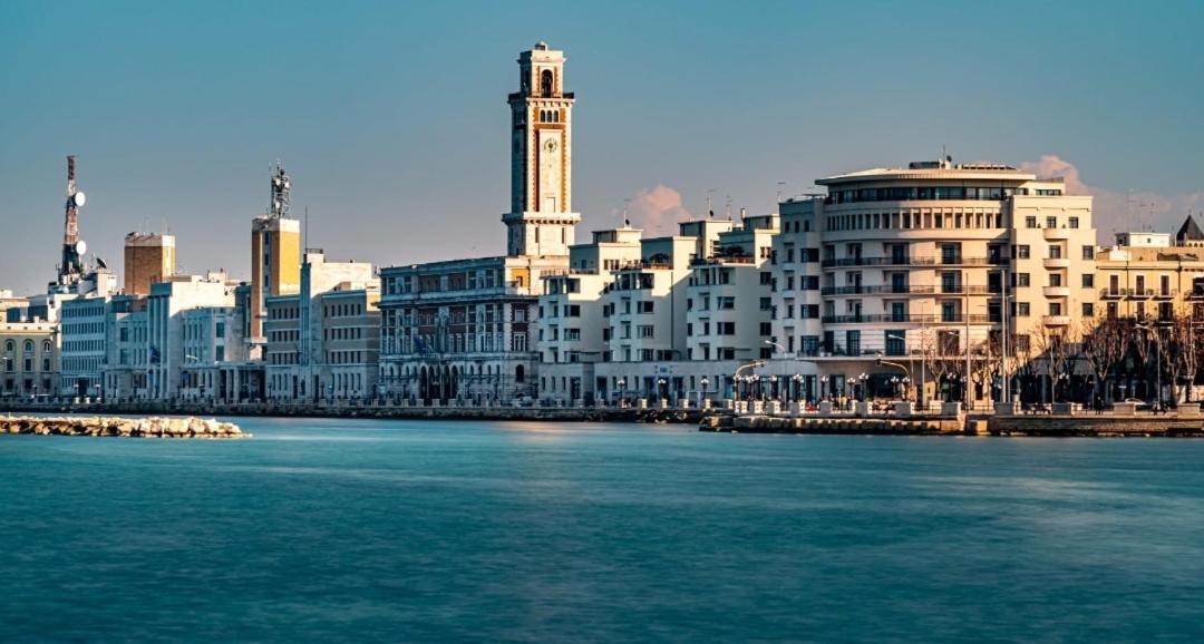 Appartamento Con Cortile A 30 Mt. Dal Mare Bari Exterior foto
