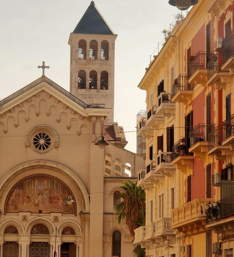 Appartamento Con Cortile A 30 Mt. Dal Mare Bari Exterior foto